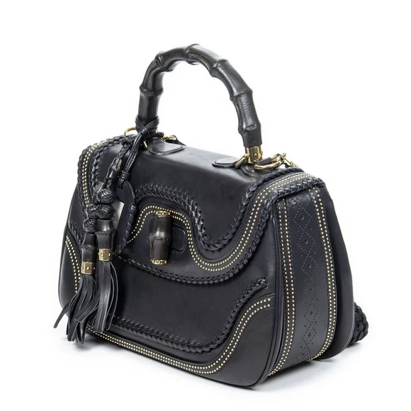 Gucci Black Leather Shoulder Bag - Picture 2 of 9